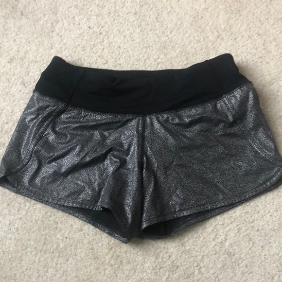 LULULEMON SPEED UP SHORTS - Picture 3 of 6